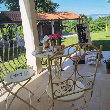 Apartment Luce Pican