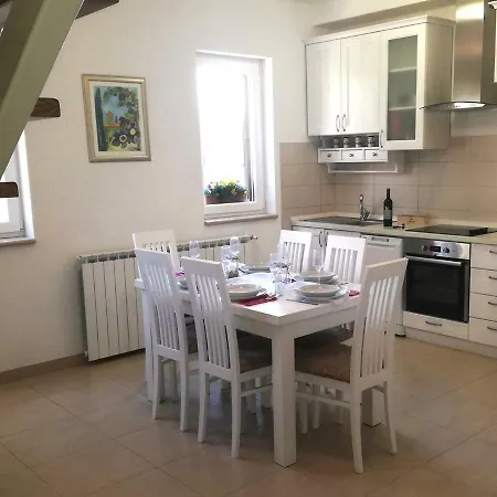 Apartment Luce Pican